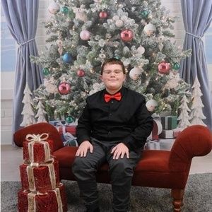 Meet your Posher, Holly